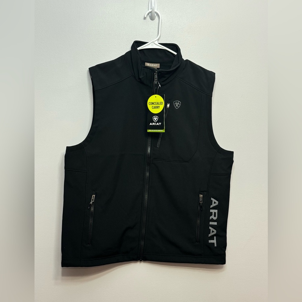 NWT! Ariat concealed carry black vest for men